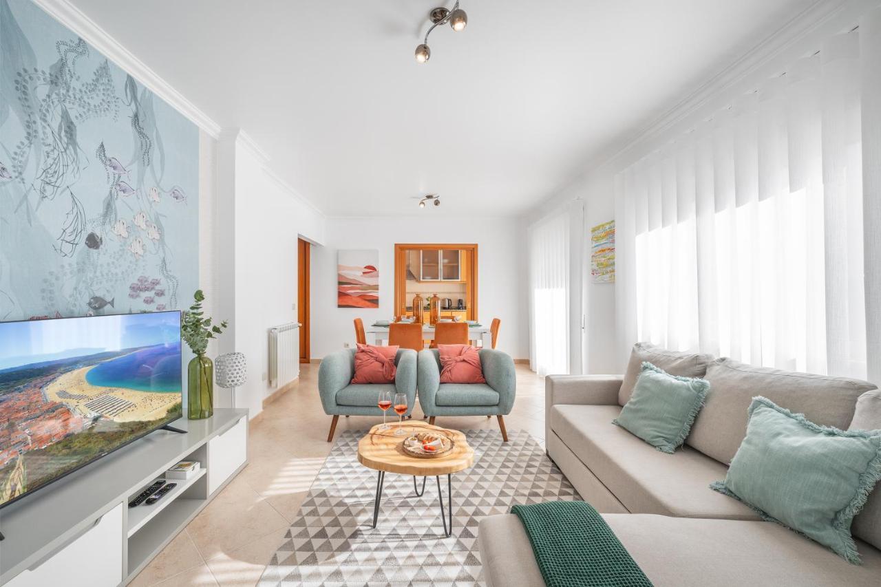 Ocean Getaway - Private Parking And Sea View Apartment Назаре Екстериор снимка