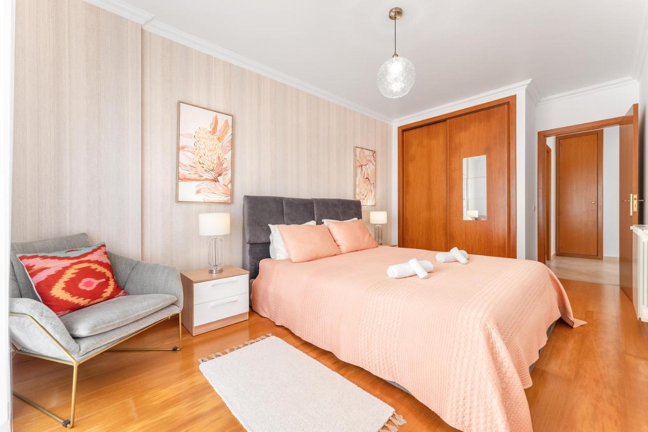 Ocean Getaway - Private Parking And Sea View Apartment Назаре Екстериор снимка