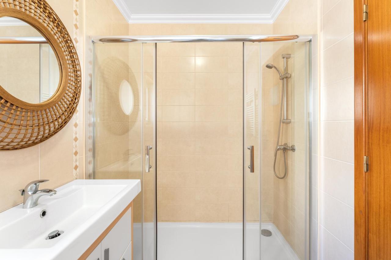 Ocean Getaway - Private Parking And Sea View Apartment Назаре Екстериор снимка
